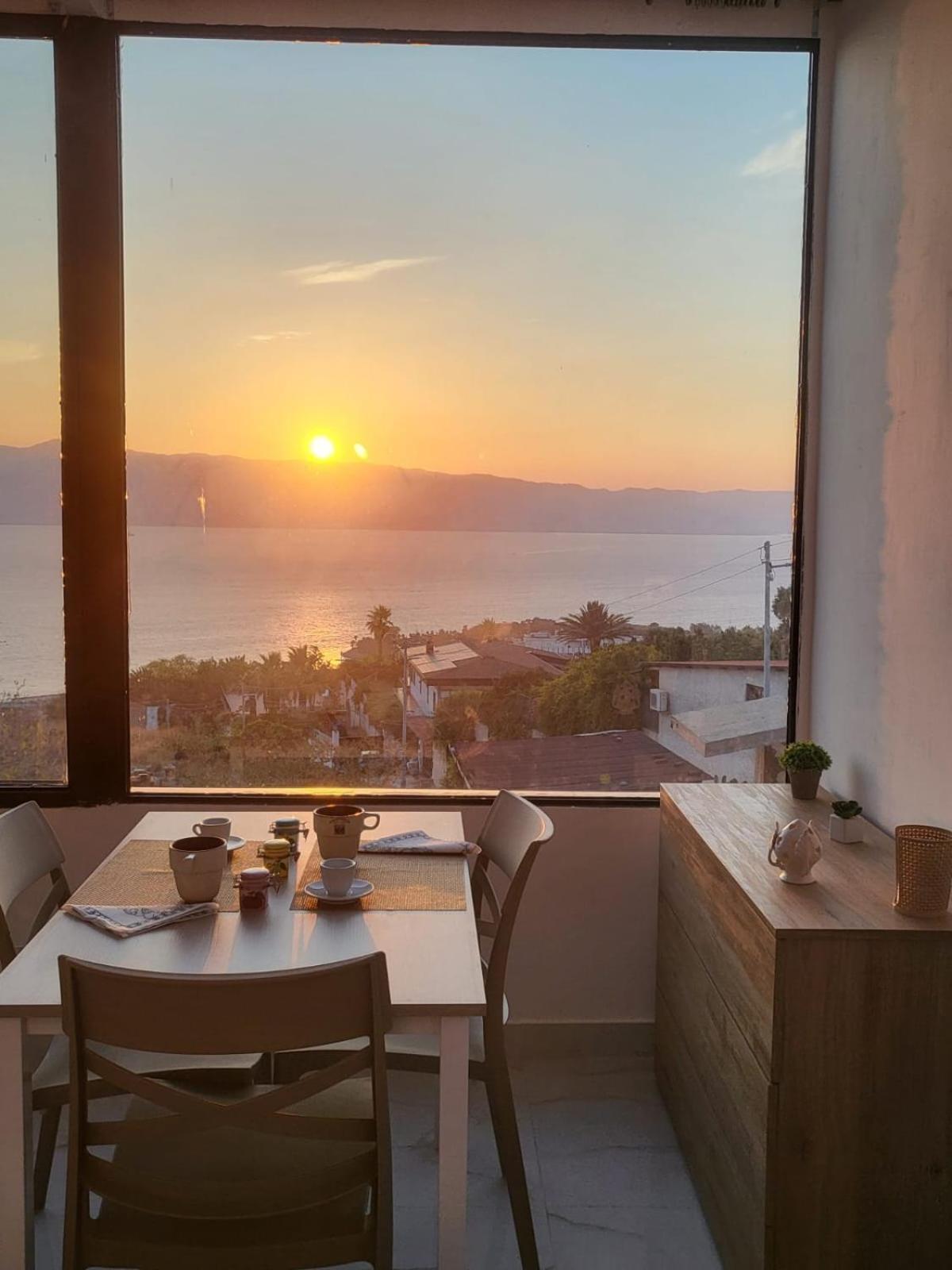 Incanto Golden Place B&B Reggio di Calabria Exteriör bild